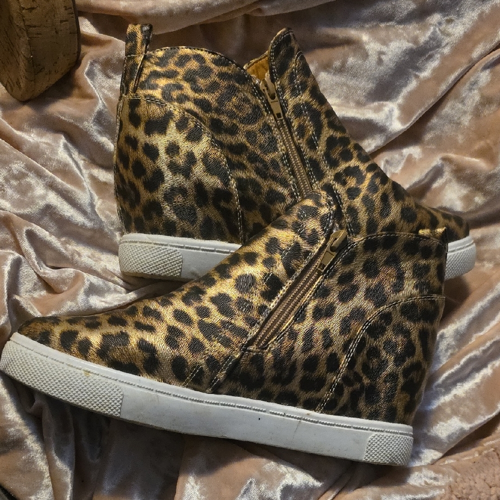 Outwoods Leopard Print Heeled Boots